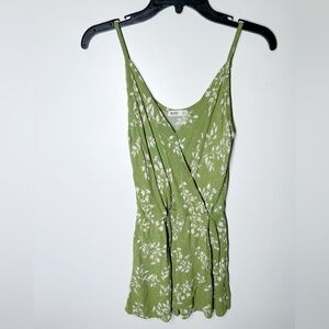 Sozy romper skirt/shorts, green floral skort size Small